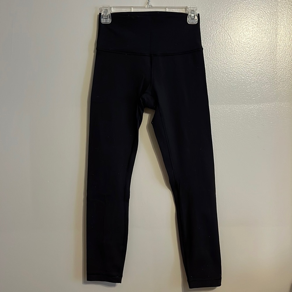 LuluLemon: Wunder Under Leggings
